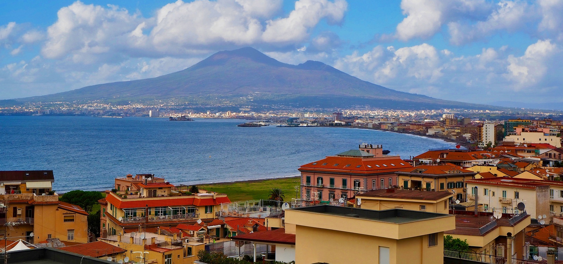 NAPULJ, CAPRI, POMPEJI I AMALFITANA – 4 DANA