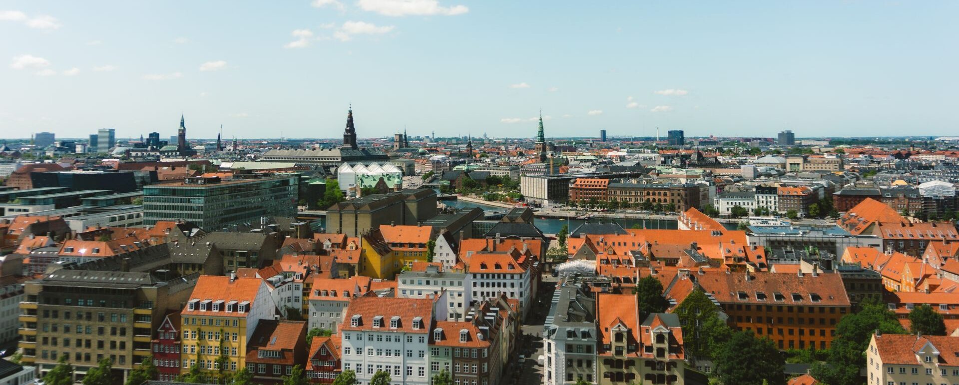 KOPENHAGEN: 4 DANA ZRAKOPLOVOM