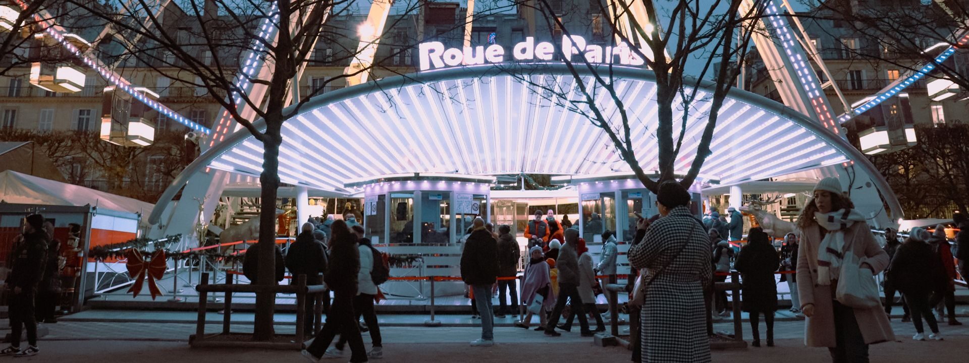 ADVENTSKI PARIZ