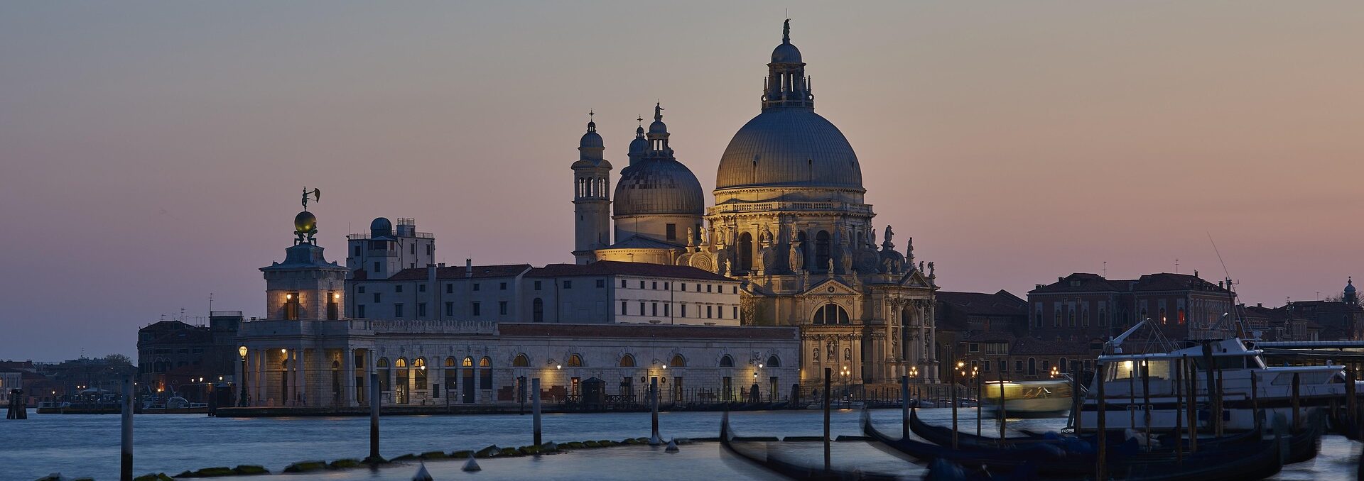 ADVENT VENECIJA I BURANO